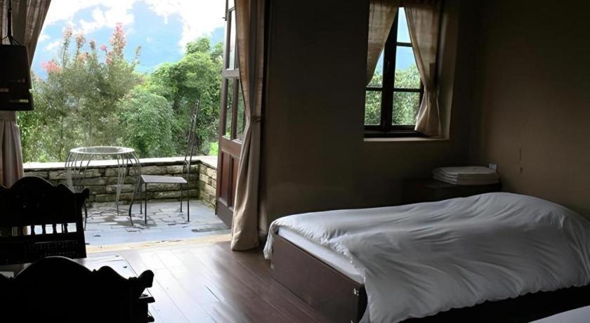 Hananoie - A Permaculture Resort Pokhara Eksteriør bilde